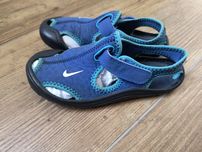 Sandały Nike 29,5