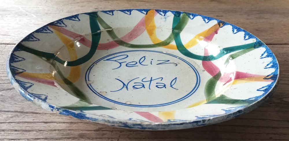 Antigo prato grande Feliz Natal em faiança Portuguesa 32 cm séc XIX/XX