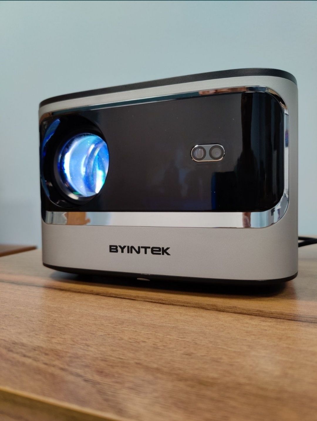 Projektor Byintek X25 WiFi, FullHD, Android, 30000 godzin pracy