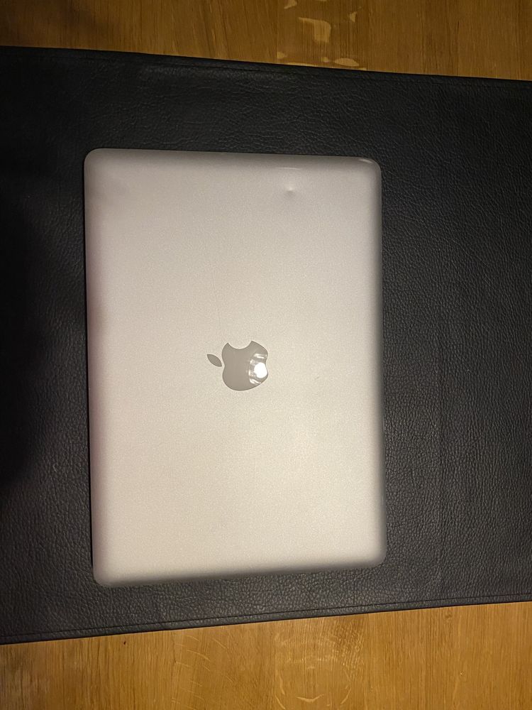 Macbook Pro 13,3” cala, Mid 2012