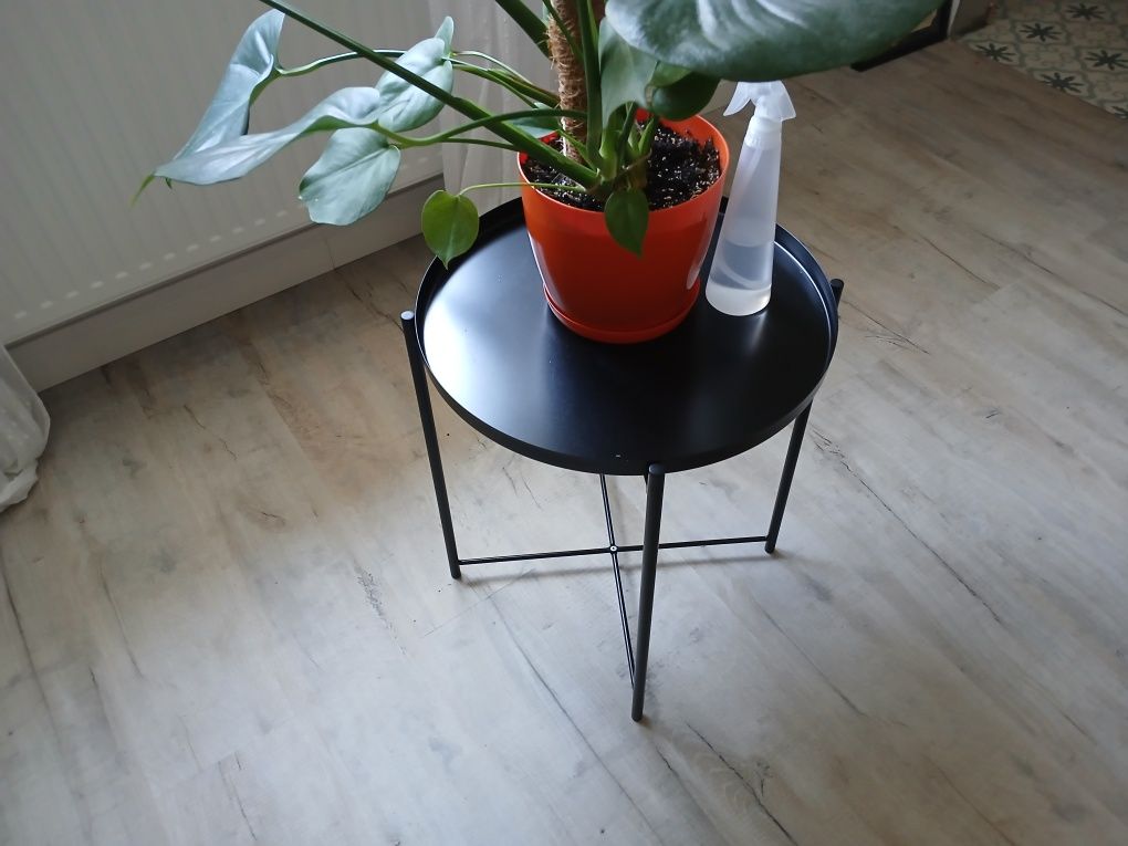 Stolik  Ikea czarny metalowy