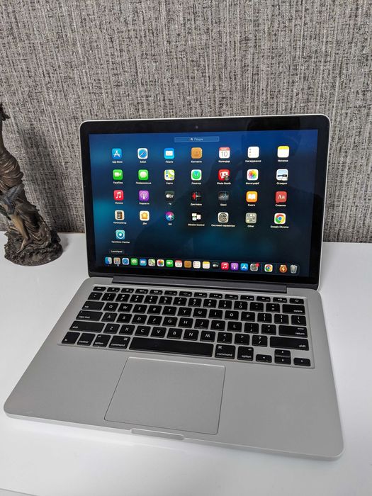 MacBook Pro 2016 A1502 на 250 Gb