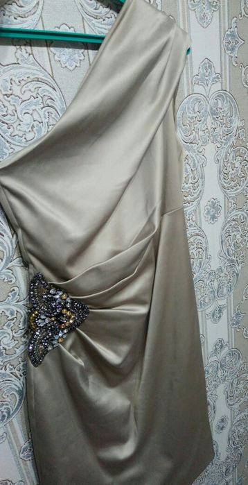 Вечернее нарядное платье/сарафан на вечер/выпускной/корпоратив