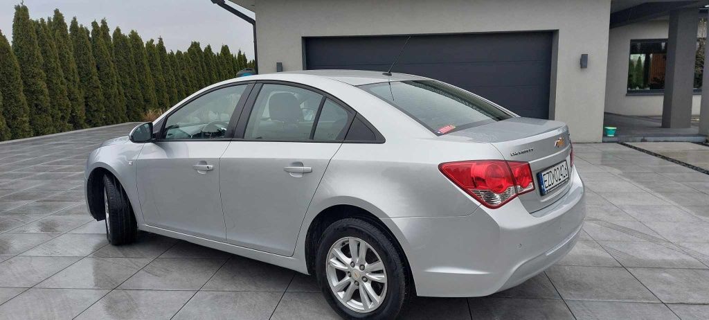 Chevrolet cruze 2013 bdb stan lift zarejestrowany