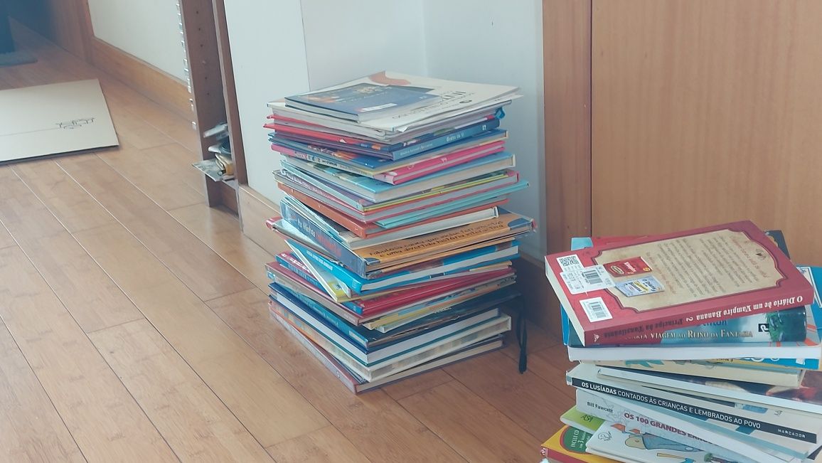 Lote de livros infantis