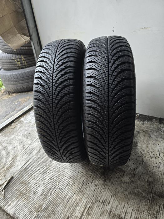 Sprzedam Jak Nowe 2 opony 165/70 14" Goodyear wielosezonowe 95% 2022r