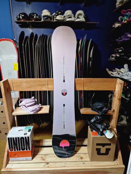 Deska snowboardowa Burton Yeasayer 148 cm snowboard