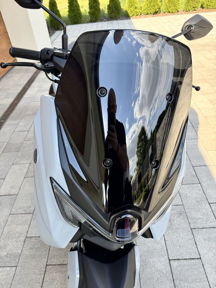 Yamaha N-MAX TECH MAX 2025