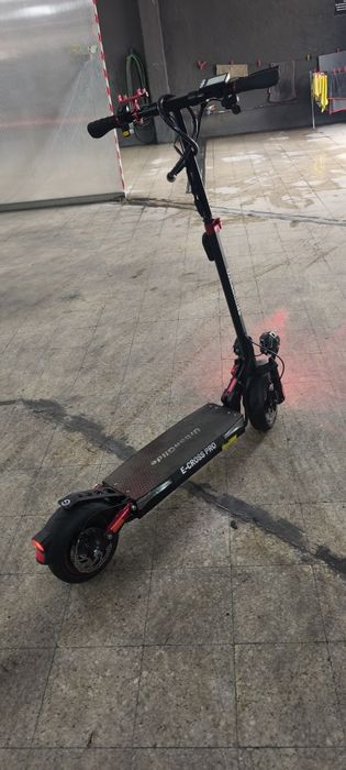 Trotinete e-cross pro