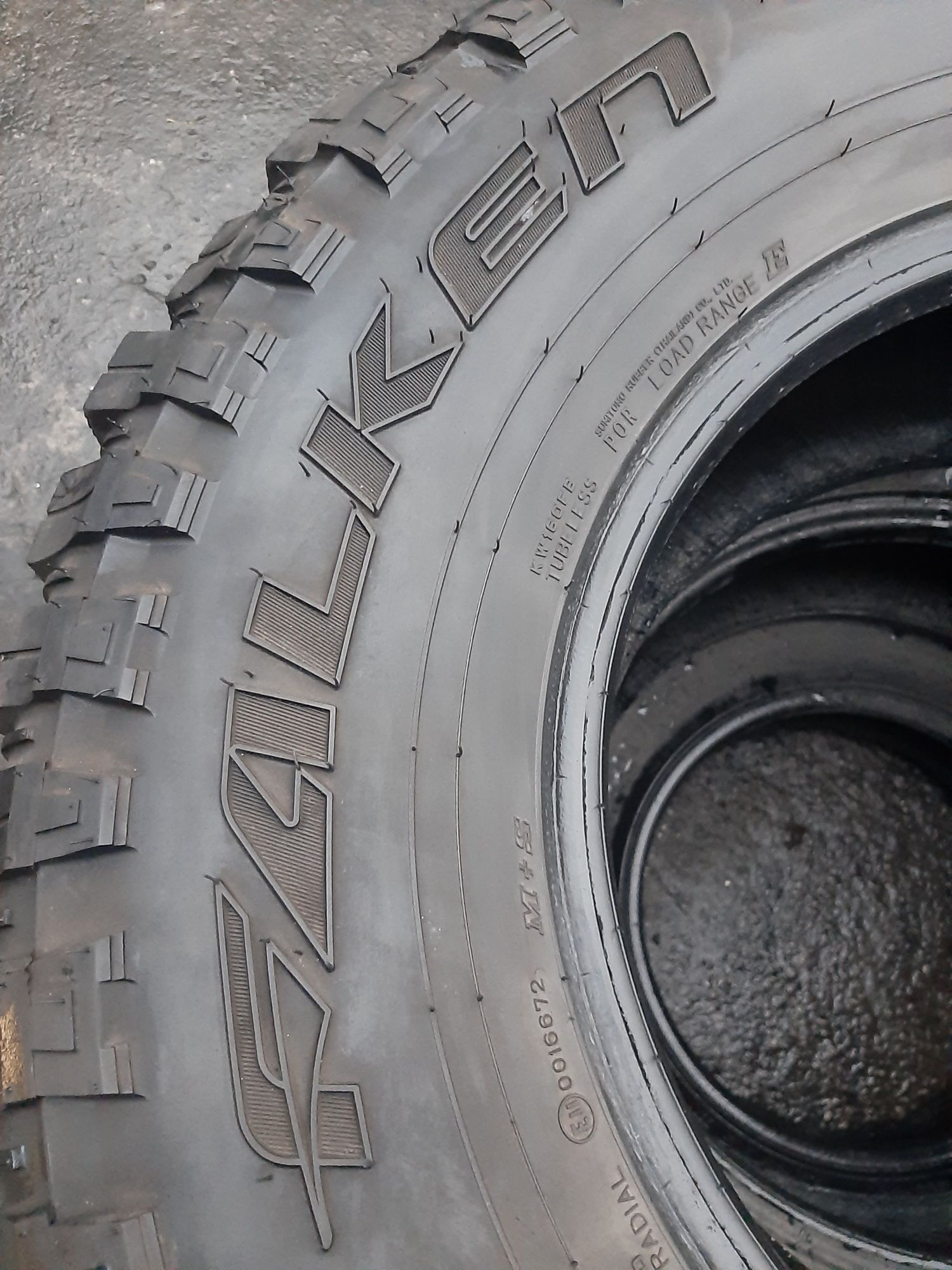 35x12.50r17 121Q Falken Wildpeak MT mt01