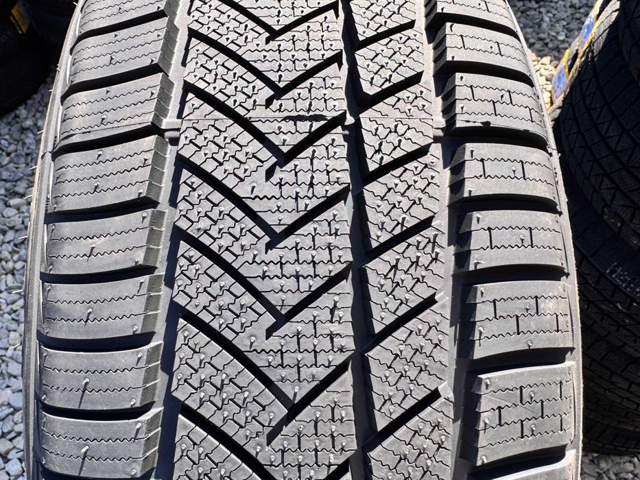 Нові Зимові Колеса 235/55 R19 Sunny NW211 105V в НАявності! шини зима