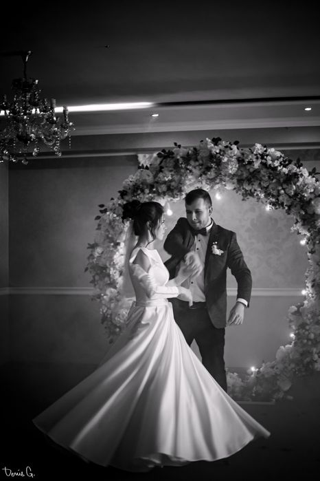 Весільна сукня 42-48 розміру