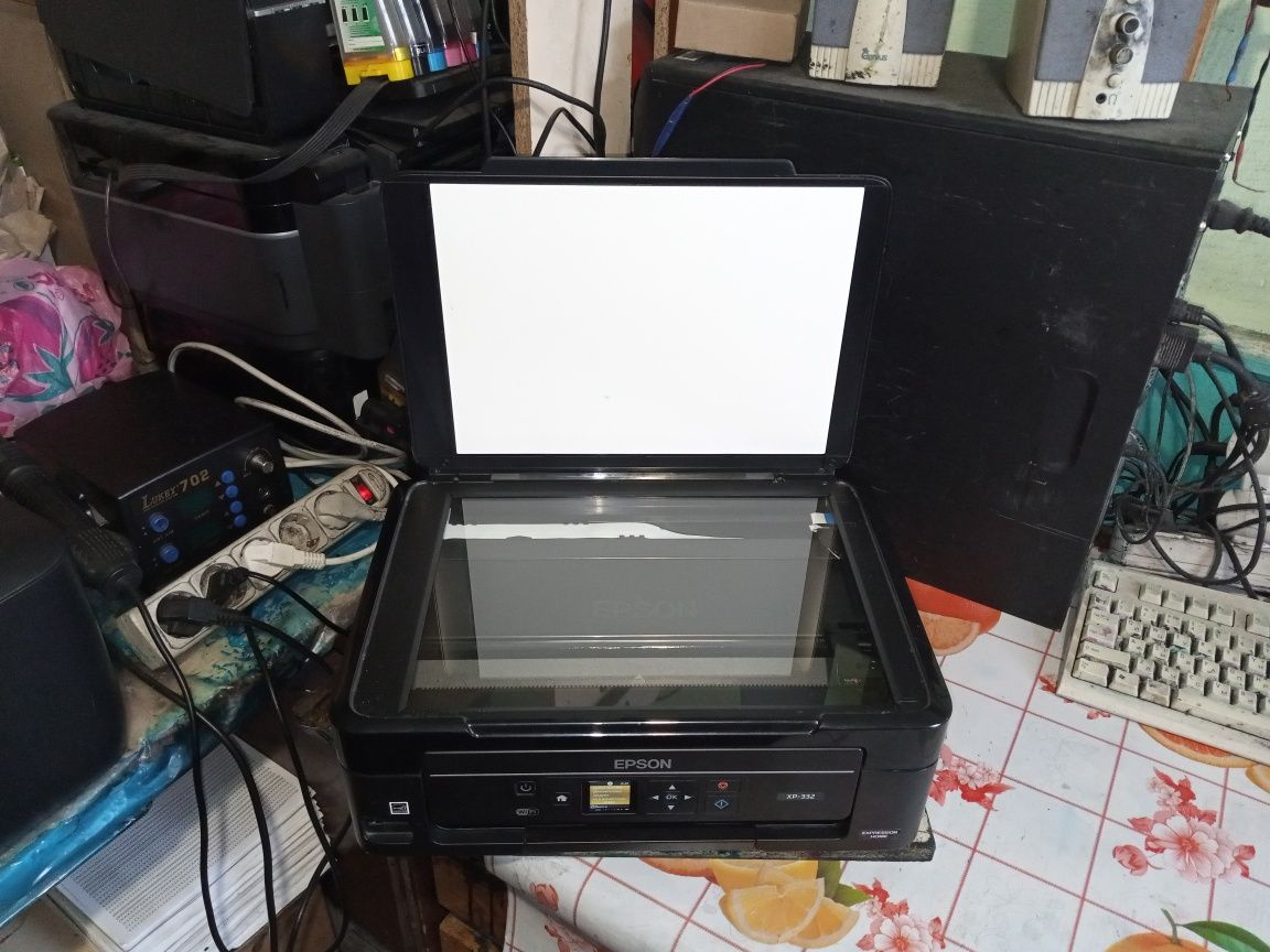 БФП Epson XP 332 (принтер, сканер, ксерокс)