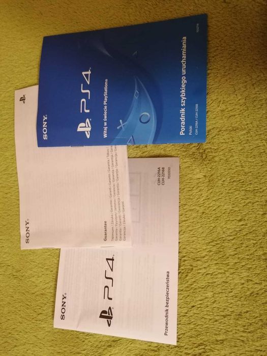 Konsola PS4 Slim 512+2 pady+2 gry