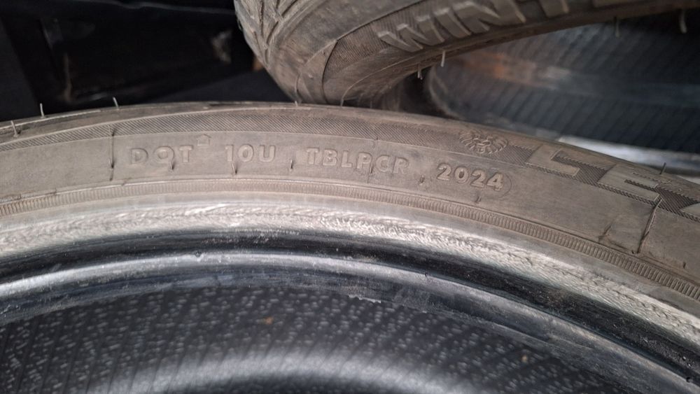 ЗИМОВА РЕЗИНА 225/50/r17