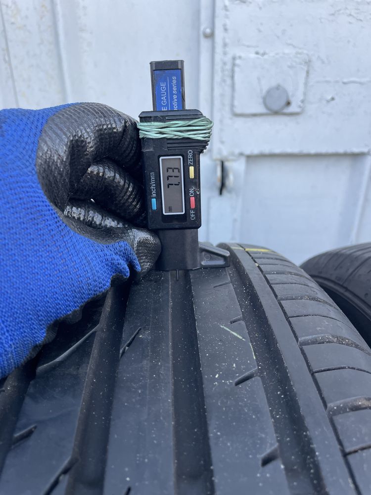 шини бу  215/55 r18 літо стан нових