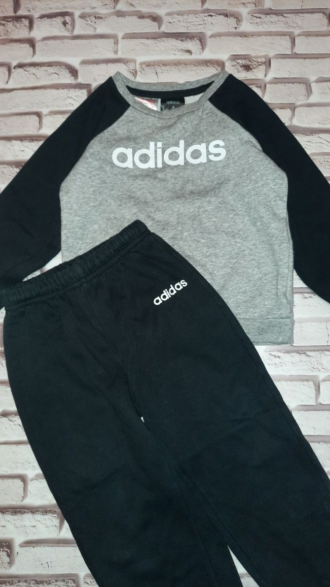 Детский спортивный костюм Adidas linear performance