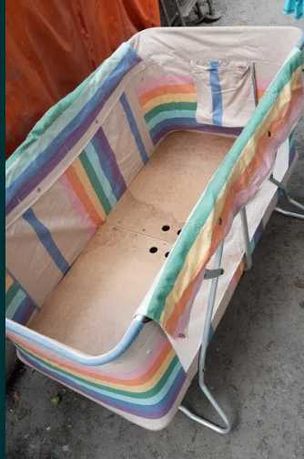 Дитячий манеж-кровать .
