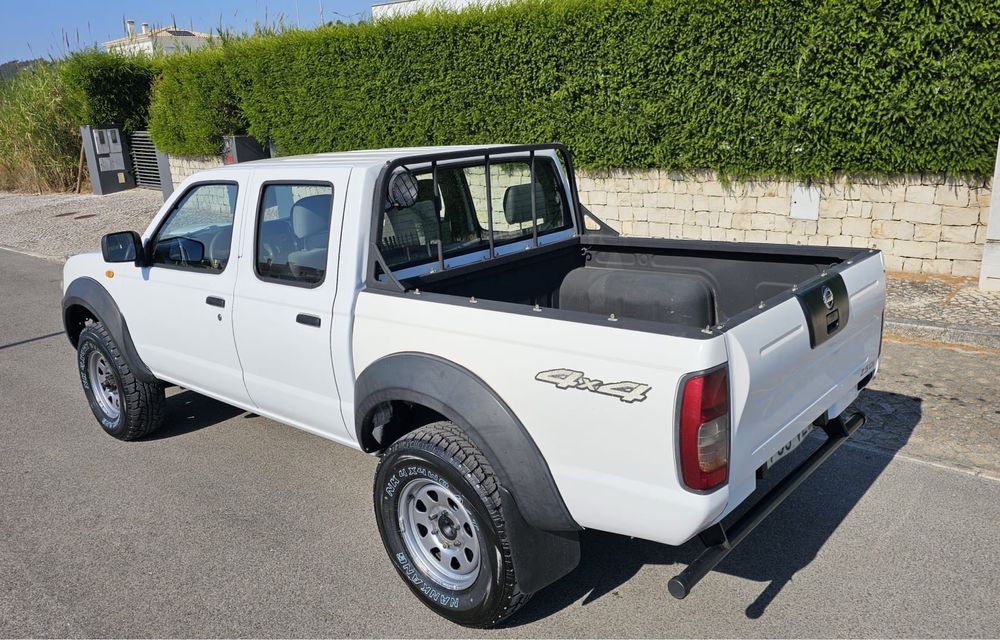 Nissan Navara 2.5DI 4x4 Cabine Dupla