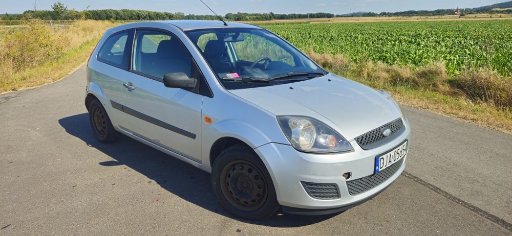 Ford Fiesta MK6 2006rok 1.3 benzyna 60km