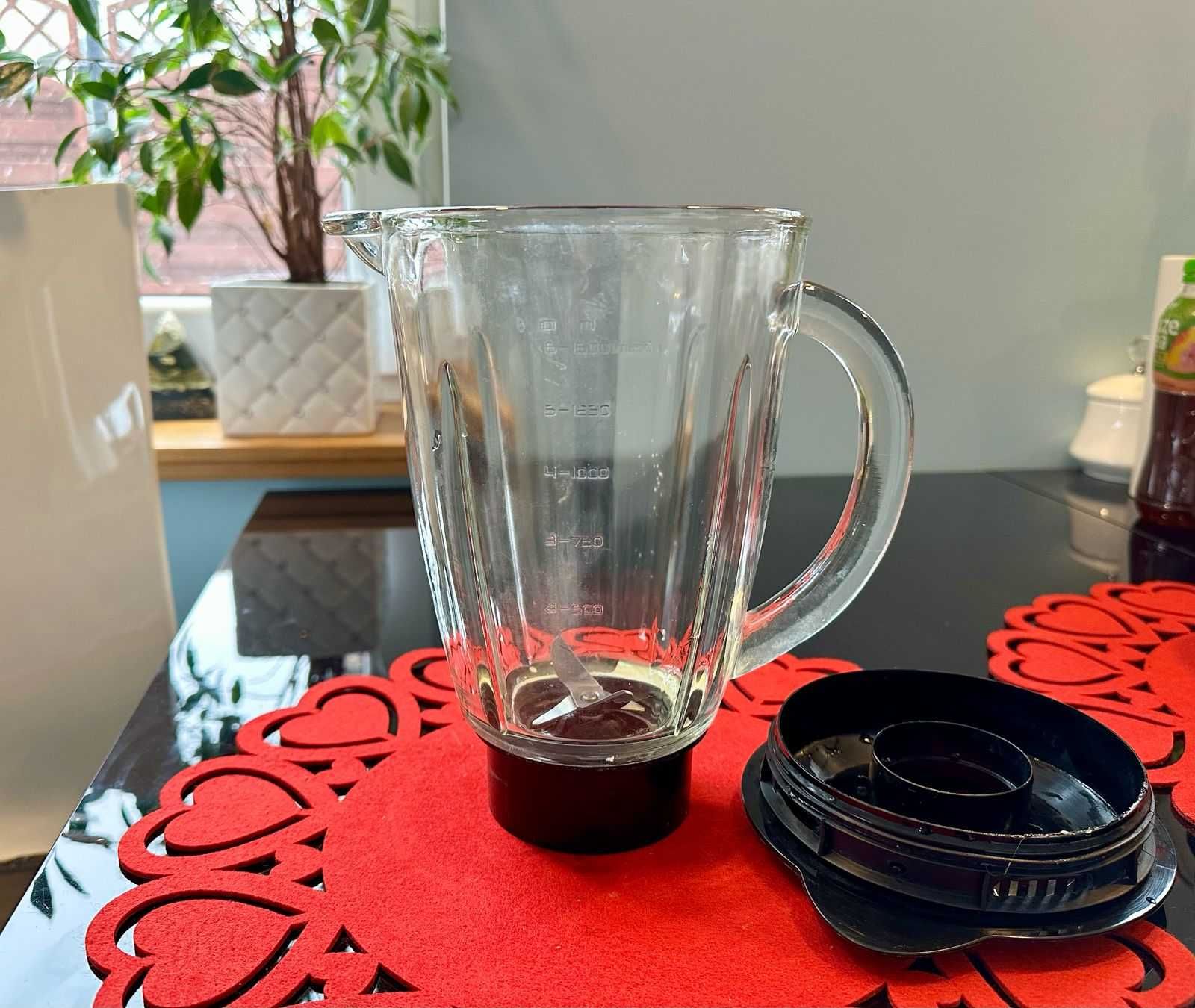 Kompletny Kielich Blend. do robota planetarnego Russell Hobbs