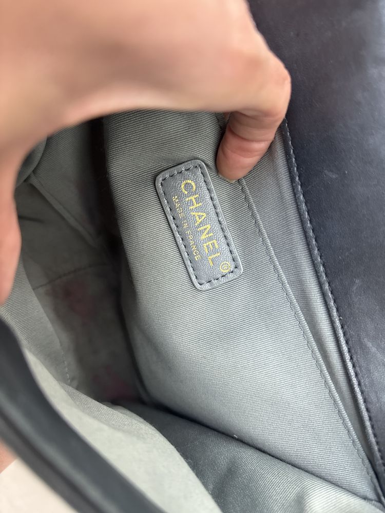 Chanel boy skora naturlna large