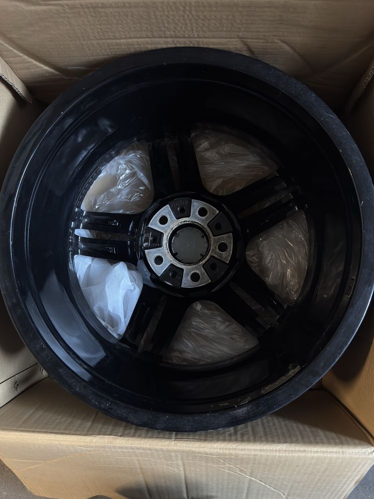 Felgi BMW Styling 351 19” 4x8.5J ET33
