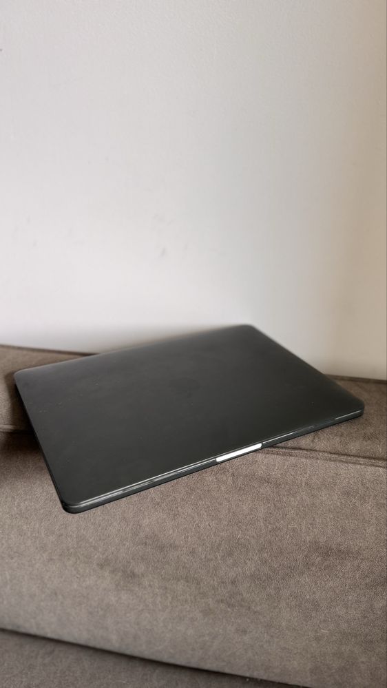 MacBook Pro 13-inch, 2016