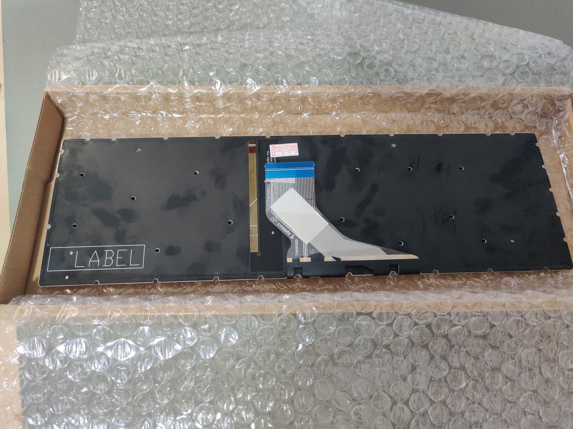 Teclado US para HP Pavilion GAMING 16-a0000 17-CD0000 Branco Lateral