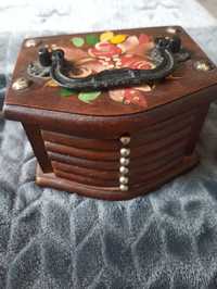 Drewniane pudełko z korkowymi podstawkami Vintage Set of 6 Coasters