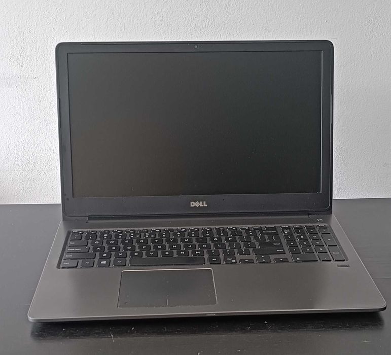 Laptop Dell Vostro 5568 i3-7100U/8GB/120+500/10Pro z matowym ekranem