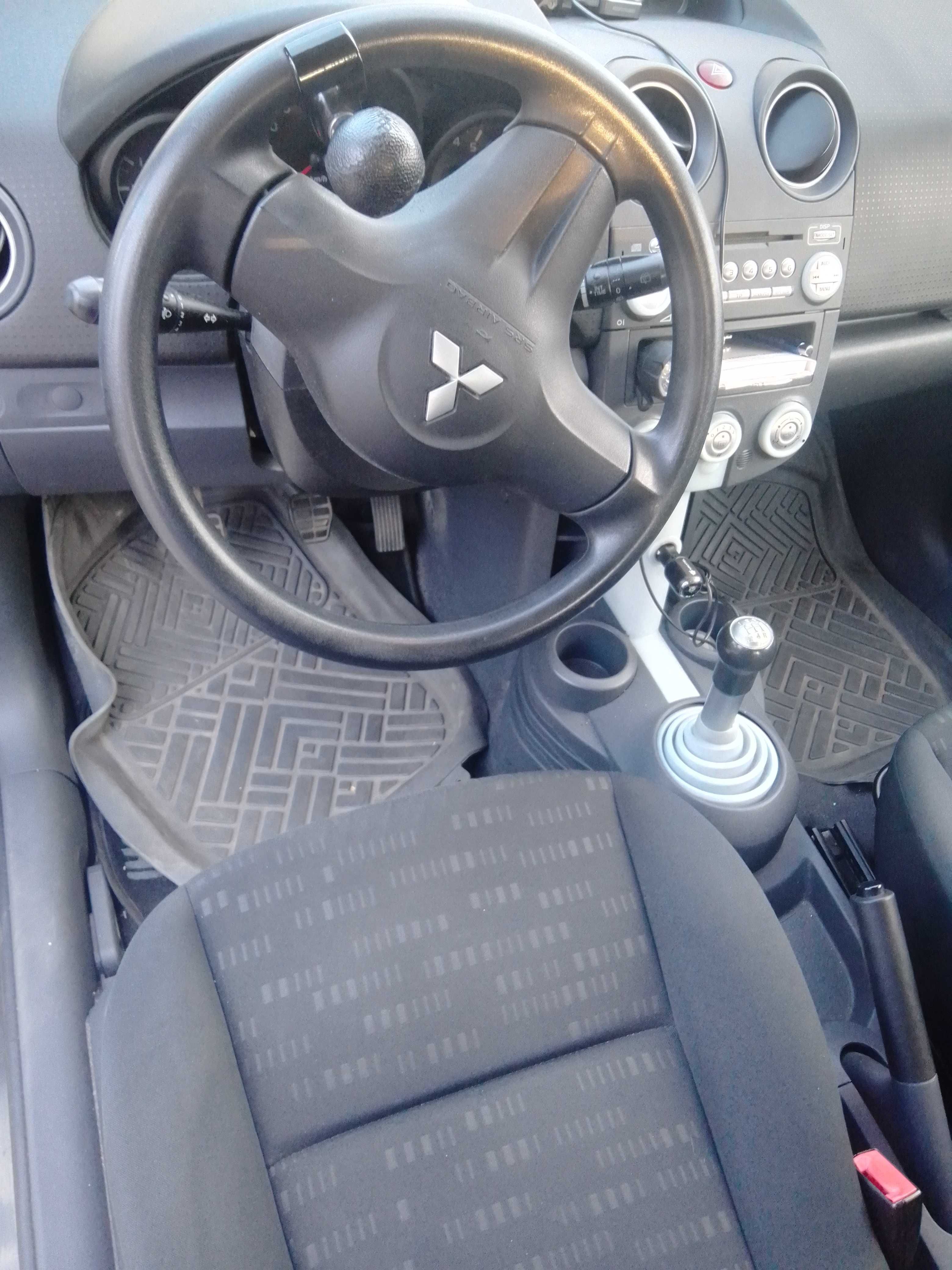 Mitsubishi Colt 2005