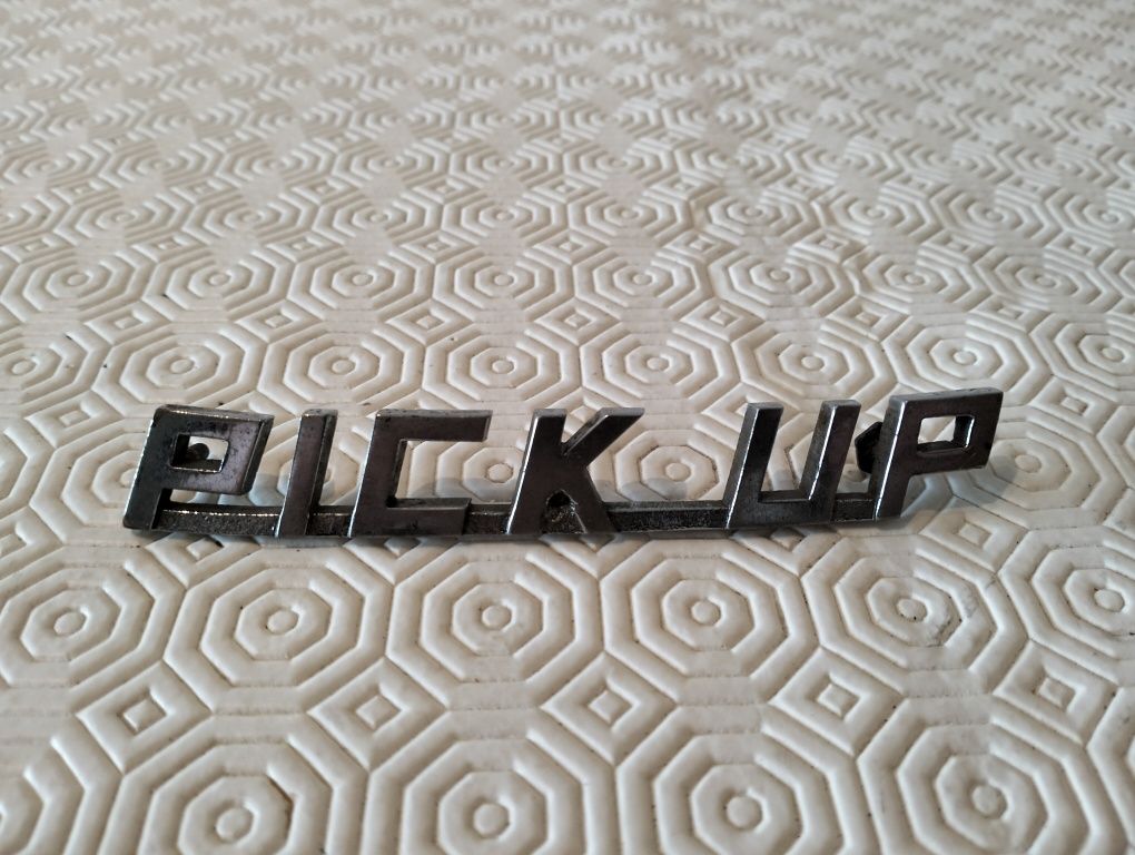 Emblema/ Legenda/ Símbolo Pick Up Datsun/ Mazda