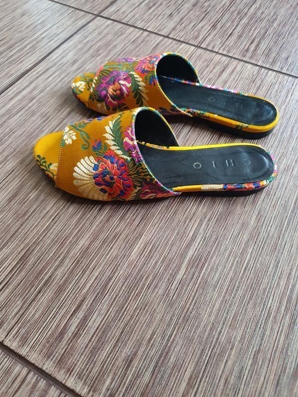 стильні шльопанці chio від бренду anthropologie ,оригінал