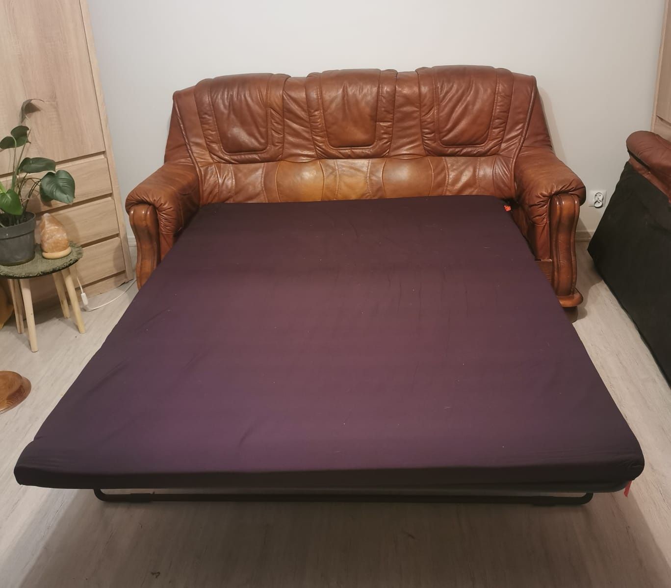Zestaw wypoczynkowy skórzany fotel i sofa z funkcją spania