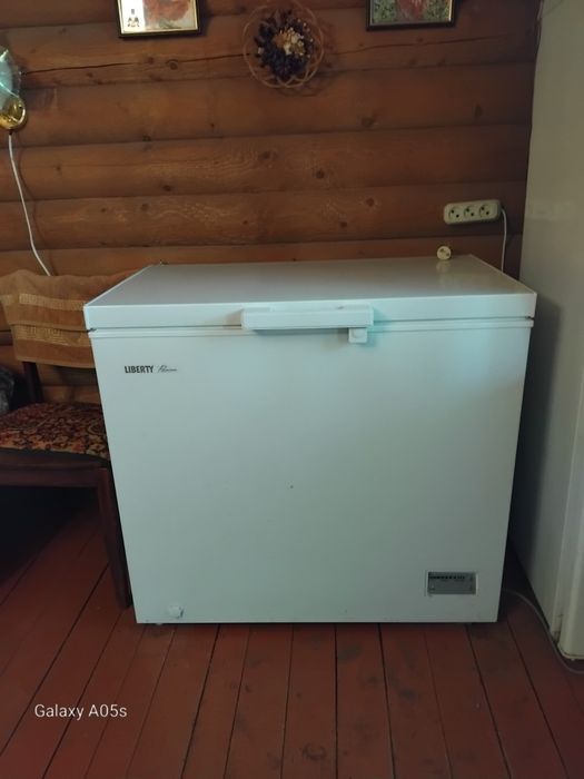Морозильна камера LIBERETY