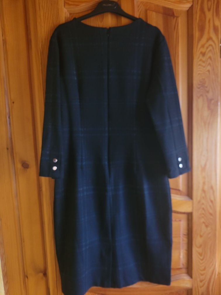 Sukienka firmy Greenpoint rozmiar 38 (M).