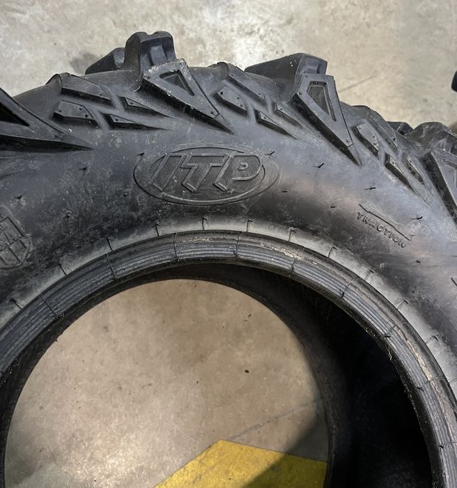 Продам шини для квадроцикла 26х9х12 і 26х11х12