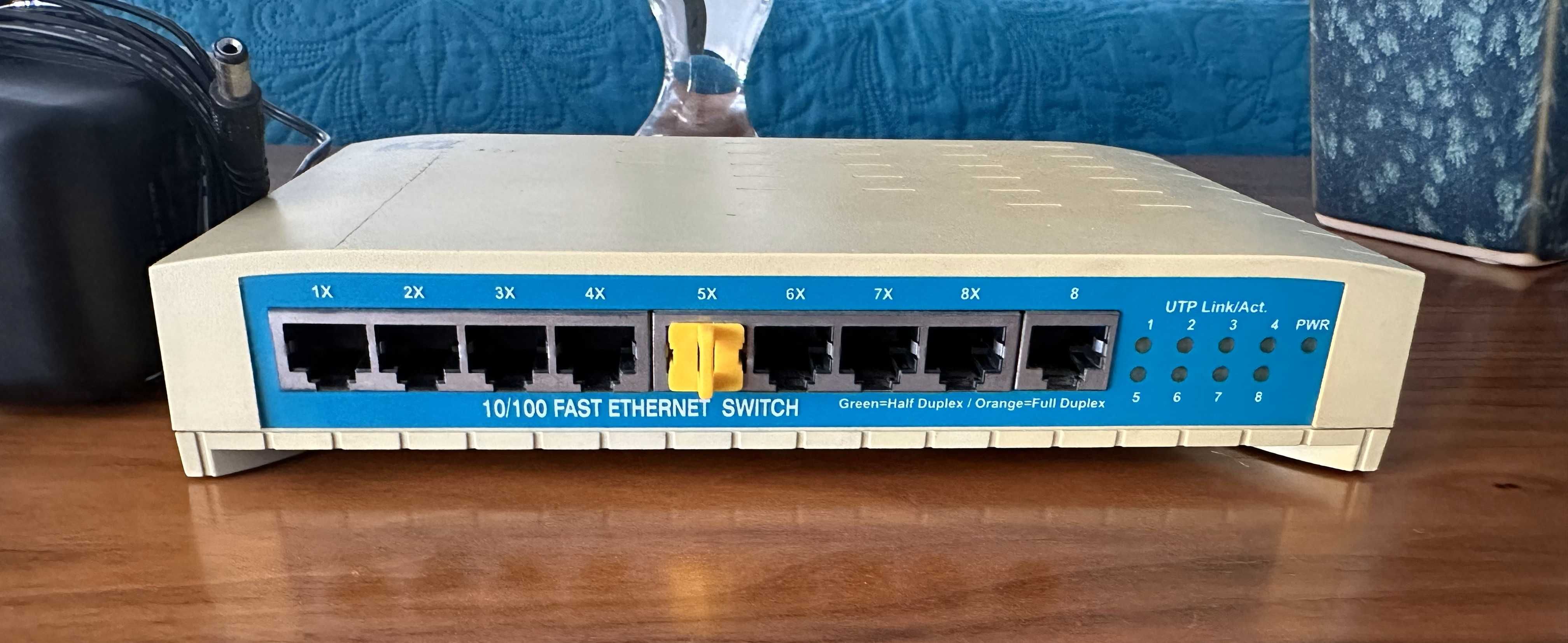 Ethernet Switch KTI 8 portas 10/100