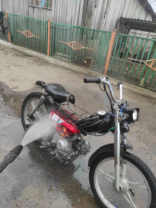 Продам дельту 72сс  сів поїхав