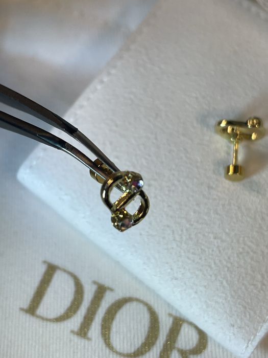 Mini Kolczyki Petit CD Złote metalowe i srebrne kryształy