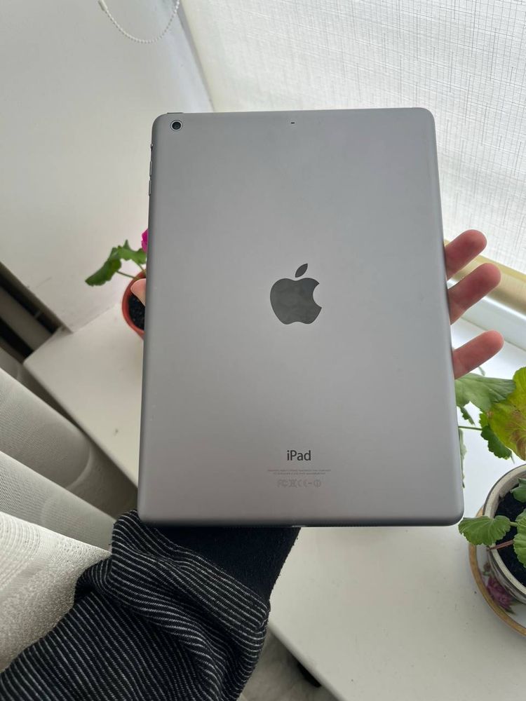 iPad Air 1 9.7” Планшет Apple  Айпад Чудовий Стан