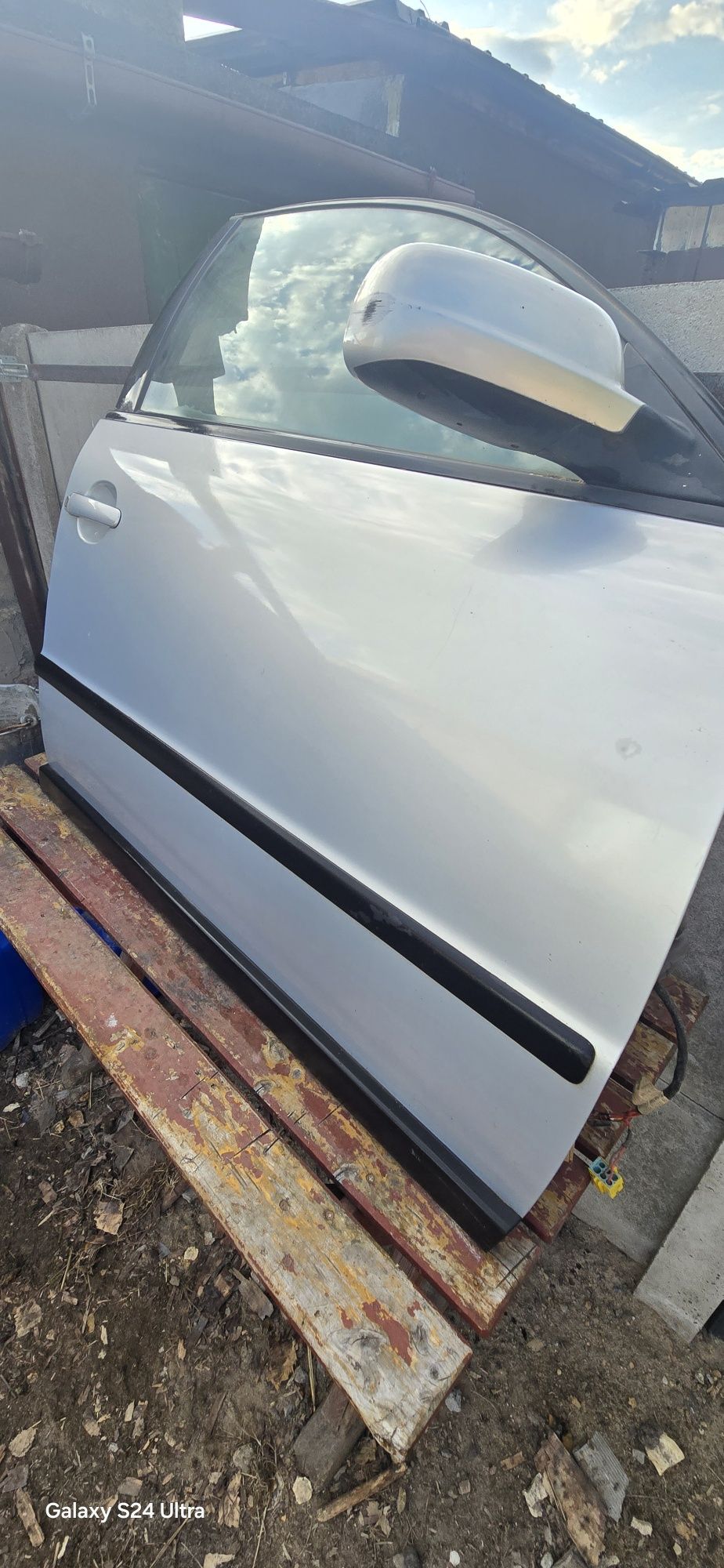 Drzwi vw Passat b5 sedan   prawe  lewe kpl