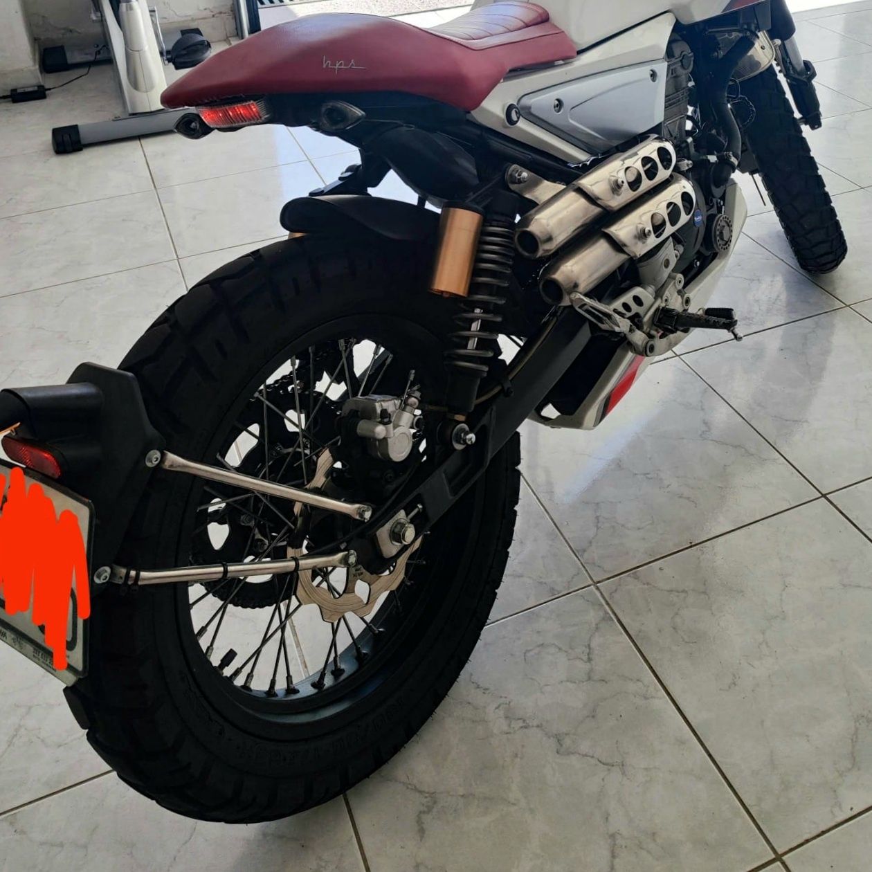 Suporte matricula e escape original mondial hsp 125