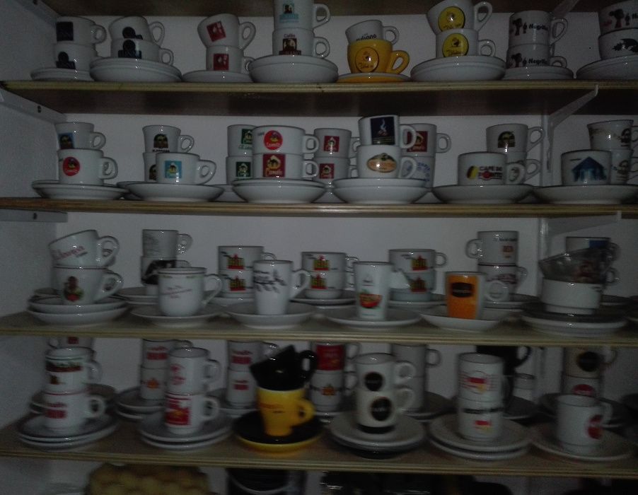 400 Chávenas de Café diferentes - Coleção