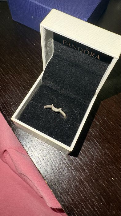 Anel pandora como novo