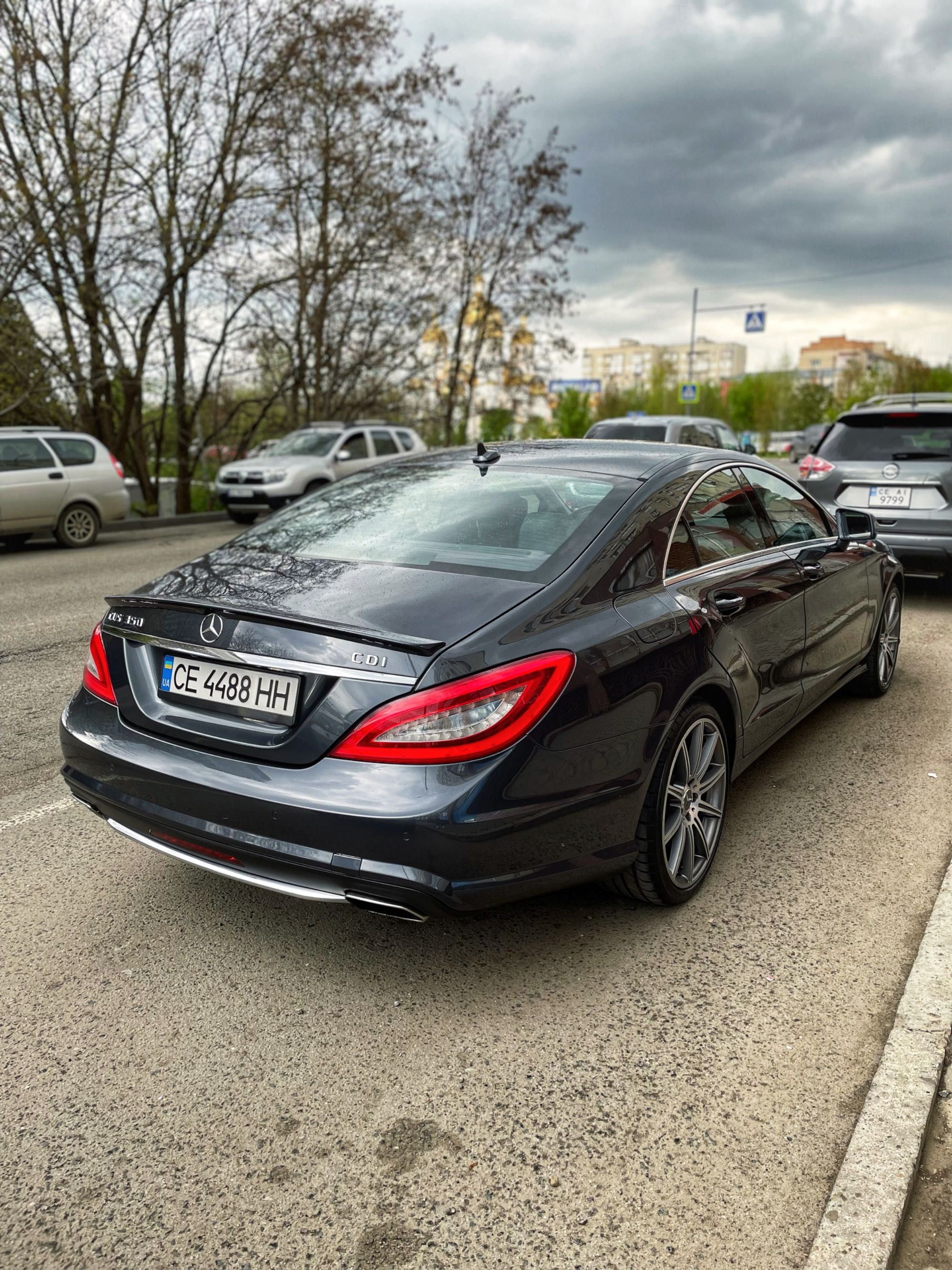 Оренда авто на весілля Mercedes CLS