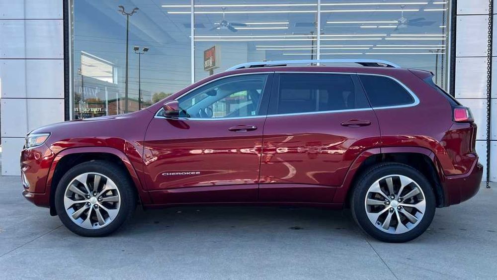 2019 Jeep Cherokee Overland