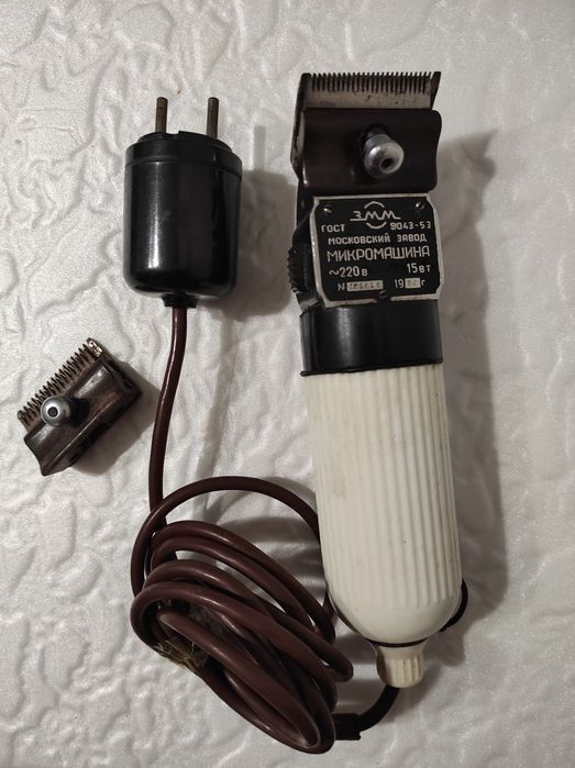 Машинка электрическая для стрижки волос. Микромашина. 1970 год. Винтаж