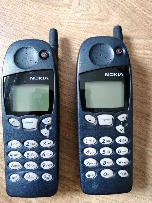 Nokia 5110 (Conjunto de 2 telemóveis)
